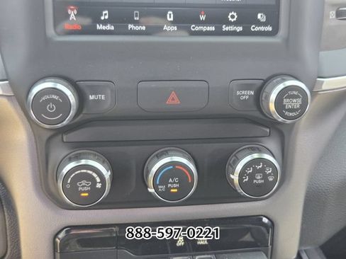 Used 2019 RAM 1500 Big Horn AWD/4WD image 24