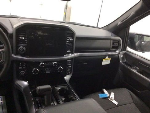 New 2025 Ford F150 XLT w/ Equipment Group 302A MID image 47