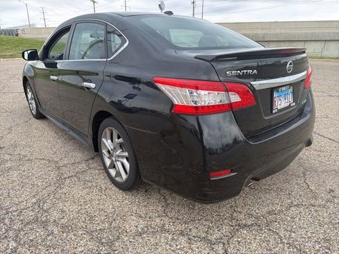Used 2013 Nissan Sentra SR w/ Driver Pkg FWD image 4