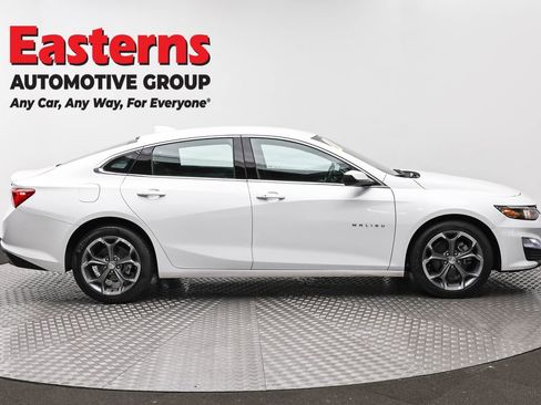 Used 2024 Chevrolet Malibu LT FWD image 4