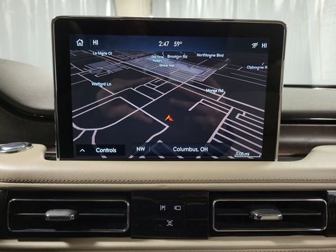 Used 2020 Lincoln Aviator Reserve w/ Equipment Group 201A image 20