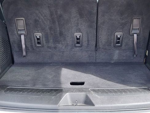 Used 2022 Chevrolet Tahoe LT image 12