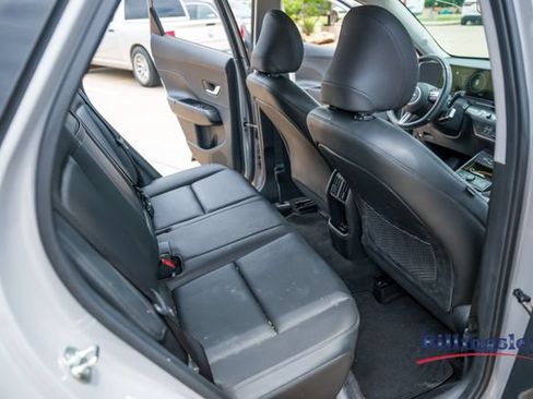 Used 2024 Hyundai Kona Limited AWD/4WD image 14