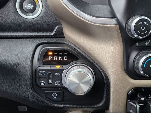 Used 2019 RAM 1500 Laramie w/ Sport Appearance Package image 27