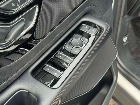 Used 2022 Lincoln Aviator AWD w/ Premium Package image 16