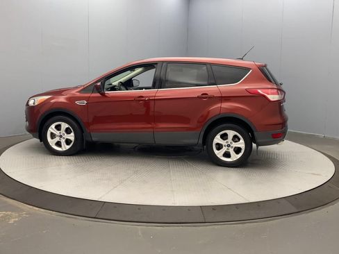 Used 2015 Ford Escape SE AWD/4WD image 2