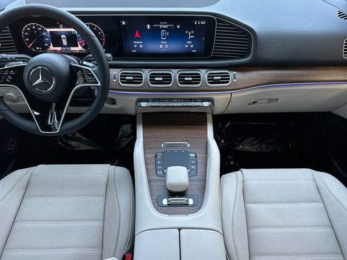New 2026 Mercedes-Benz GLE 580 4MATIC image 14