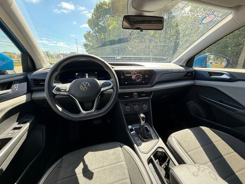 Used 2022 Volkswagen Taos SE image 17