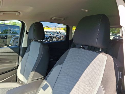 Used 2017 Ford Escape SE AWD/4WD image 25