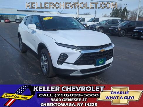 Used 2023 Chevrolet Blazer LT image 1