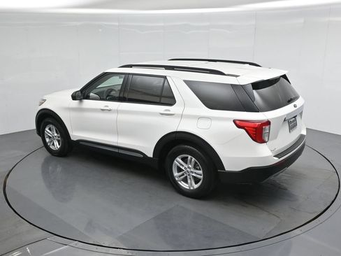 Certified 2023 Ford Explorer XLT w/ Equipment Group 202A RWD image 44