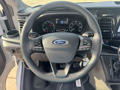 Used 2024 Ford Transit 350 XLT image 7