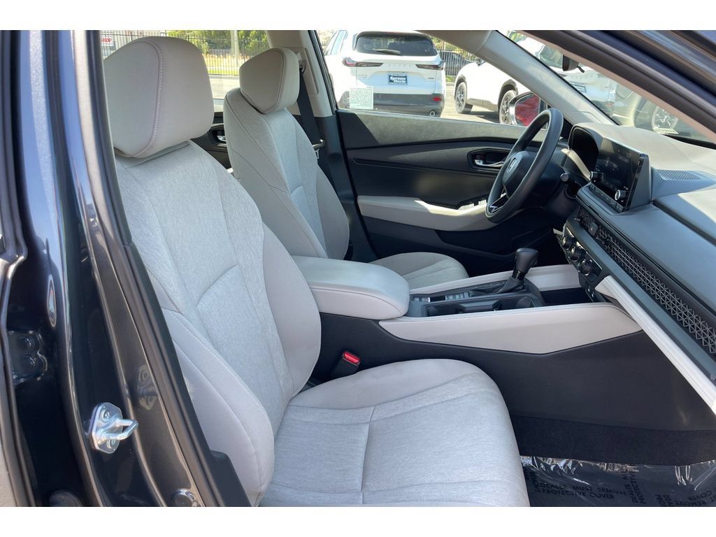 Used 2024 Honda Accord LX image 18