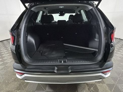 Used 2025 Hyundai Tucson SEL FWD image 28