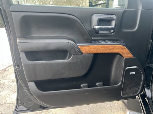 Used 2018 Chevrolet Silverado 3500 High Country AWD/4WD image 18