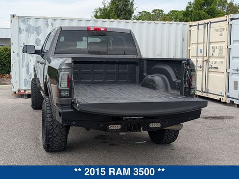 Used 2015 RAM 3500 Laramie w/ Convenience Group AWD/4WD image 14