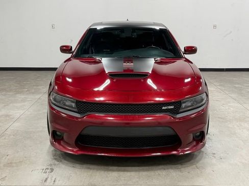 Used 2018 Dodge Charger R/T image 4