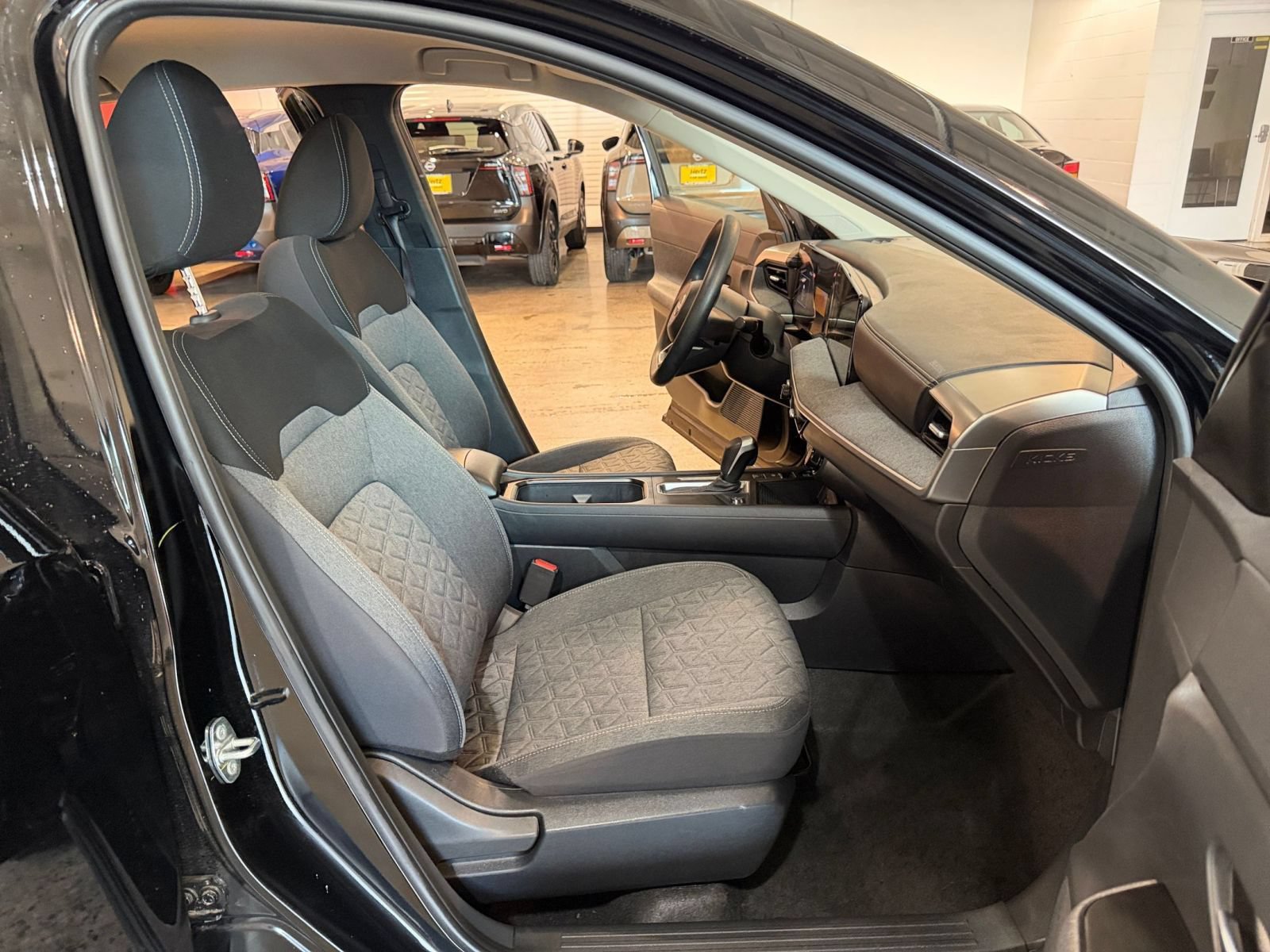Used 2026 Nissan Kicks SV w/ Cold Weather Package AWD/4WD image 34