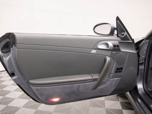 Used 2006 Porsche 911 Carrera 4 image 14