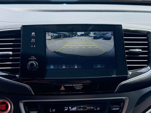 Used 2023 Honda Passport EX-L image 13