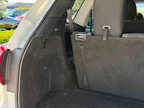 Used 2020 Nissan Pathfinder S FWD image 30