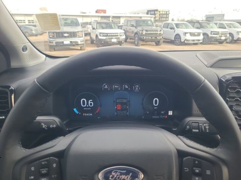 Certified 2025 Ford Ranger Lariat w/ FX4 Off-Road Package image 10