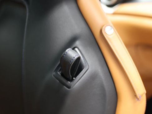 Used 2017 Ferrari California T image 93