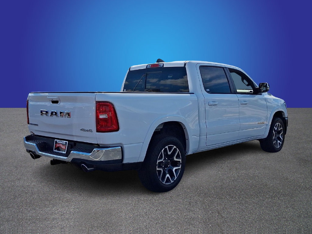 Used 2026 RAM 1500 Laramie AWD/4WD image 4