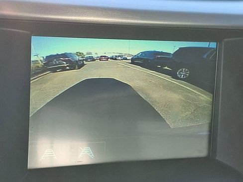 Used 2018 GMC Acadia SLE w/ Driver Alert Package I image 25