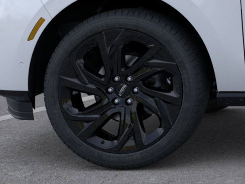 New 2026 Lincoln Navigator Black Label image 19