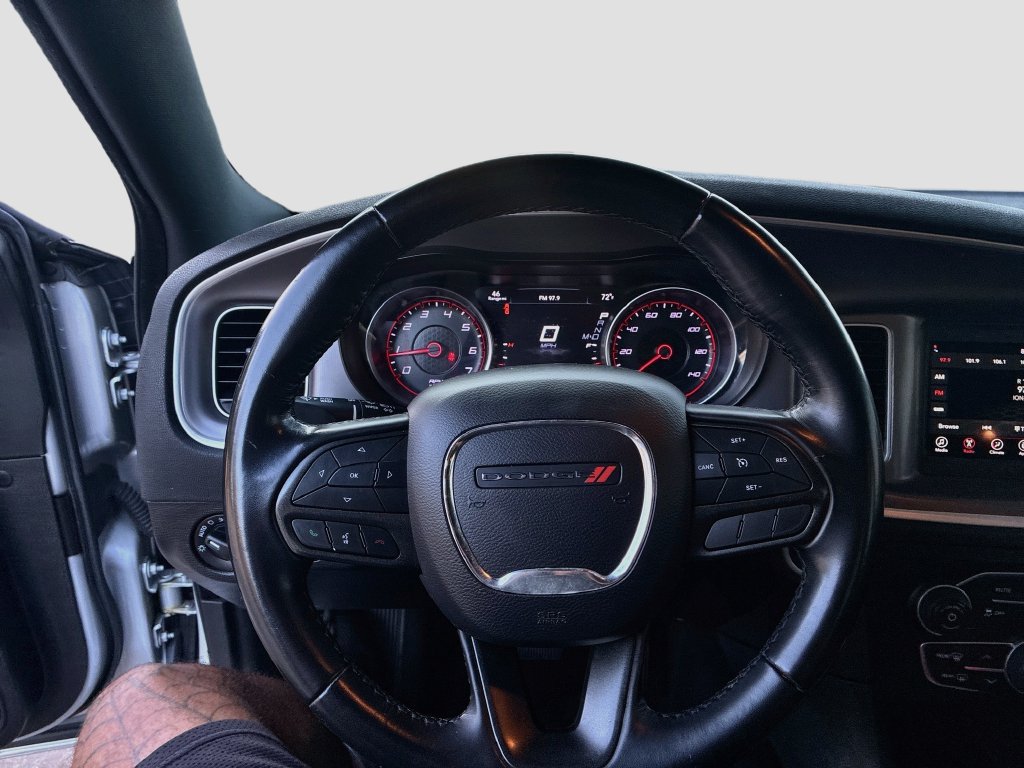 Used 2022 Dodge Charger SXT RWD image 11