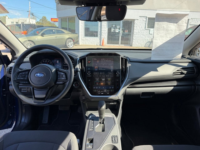 Used 2025 Subaru Crosstrek 2.5i Premium AWD/4WD image 16