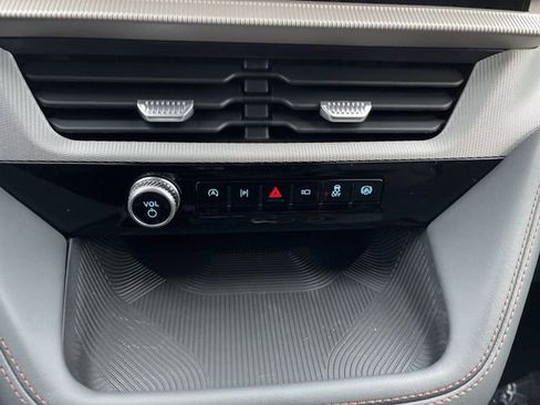 New 2026 Ford Explorer Active w/ Active Comfort Package image 19