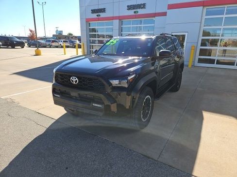 Used 2025 Toyota 4Runner TRD Off-Road image 3