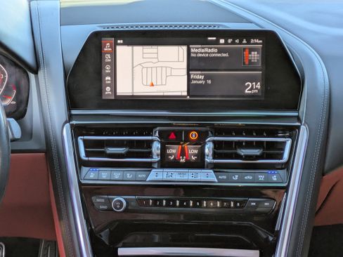 Used 2022 BMW 840i Gran Coupe w/ Comfort Seating Package image 17