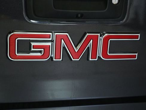 Used 2016 GMC Sierra 1500 Denali w/ Enhanced Driver Alert Package image 10