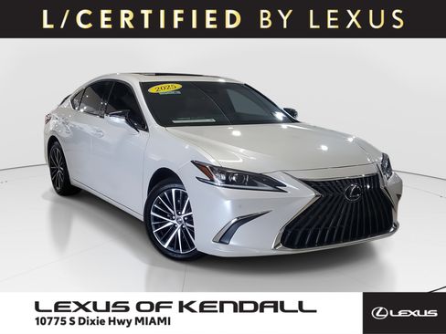 Used 2025 Lexus ES 300h w/ Premium Package image 1