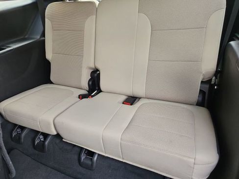 Used 2023 Chevrolet Traverse LS w/ LPO, Cargo Package image 33