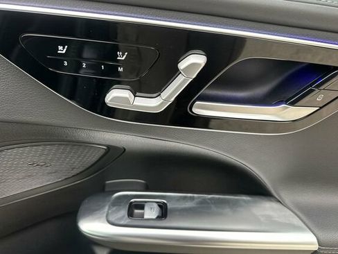 Used 2023 Mercedes-Benz C 300 Sedan image 20