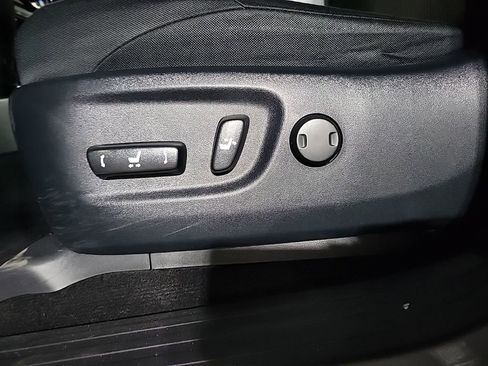 Used 2024 Toyota 4Runner TRD Off-Road image 19