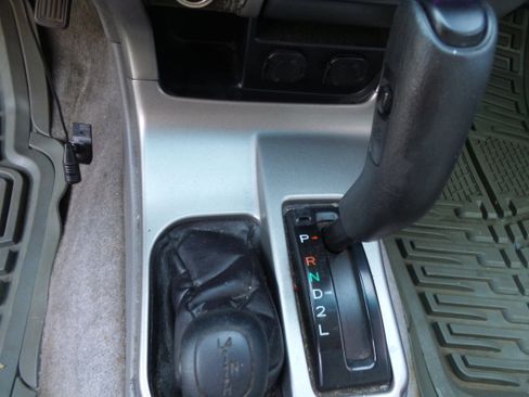 Used 2002 Toyota 4Runner SR5 AWD/4WD image 47