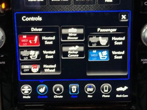 Used 2020 RAM 1500 Laramie image 22