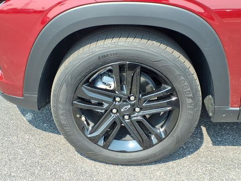 Used 2024 Chevrolet Trax ACTIV FWD image 29