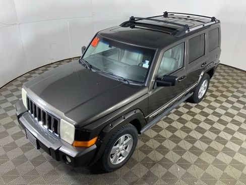Used 2006 Jeep Commander Limited RWD image 15
