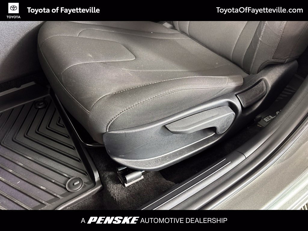 Used 2024 Hyundai Elantra SEL FWD image 26