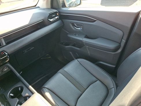 Used 2023 Honda Pilot EX-L image 12