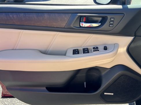 Used 2019 Subaru Outback 2.5i Limited image 12