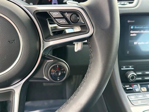 Used 2025 Porsche 718 Cayman image 34