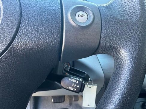 Used 2011 Toyota RAV4 2WD image 18