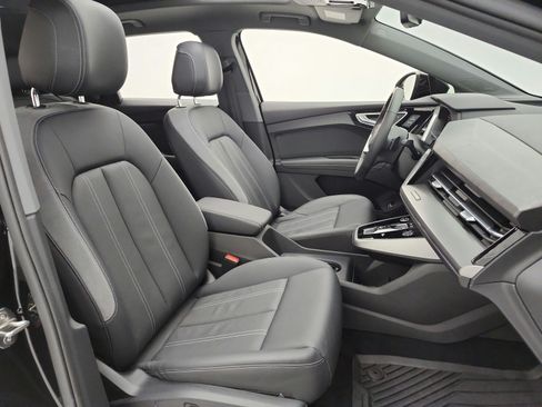 Used 2023 Audi Q4 e-tron Premium Plus w/ Premium Plus RWD image 20